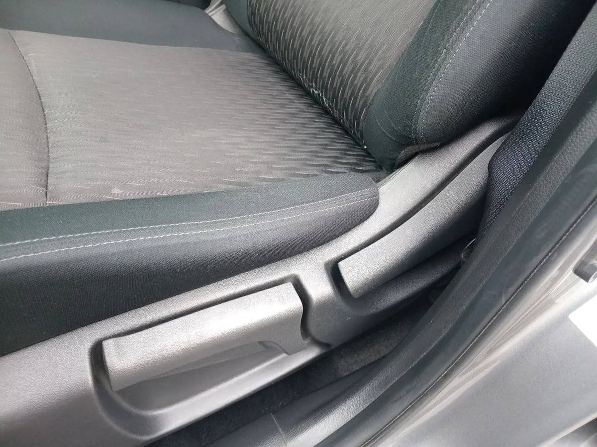 Nissan X-Trail 2.5 Sense Mc 4x2 Cvt At 5p año 2022