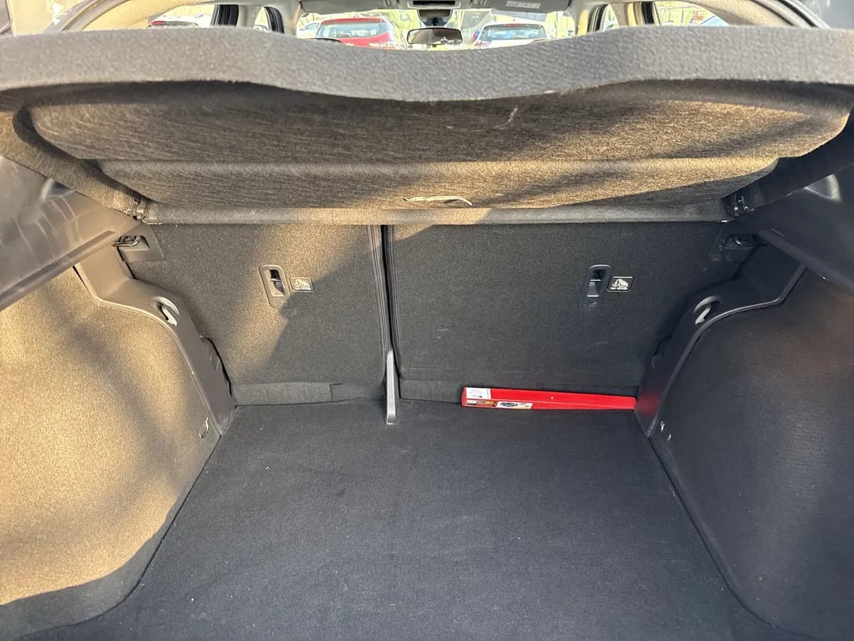 Nissan Kicks 1.6 Exclusive Rock Edition 4x2 Cvt At 5p año 2024