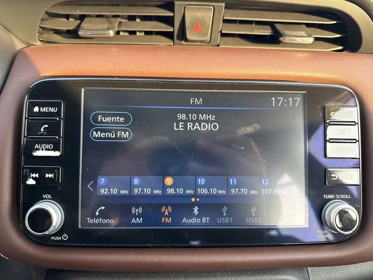 Nissan Kicks 1.6 Exclusive Rock Edition 4x2 Cvt At 5p año 2024