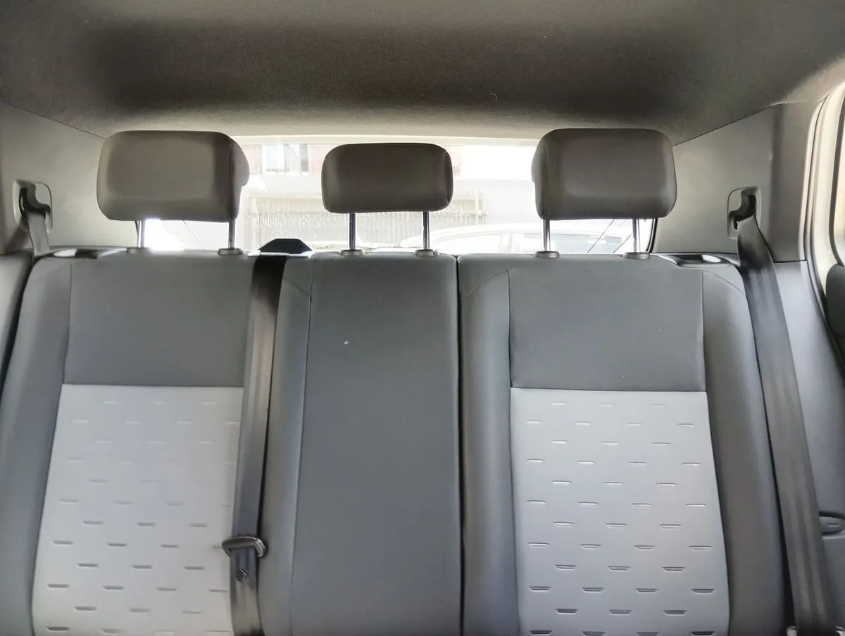 Volkswagen T-Cross 1.0 Tsi Comfortline 4x2 Mt5 5p año 2023