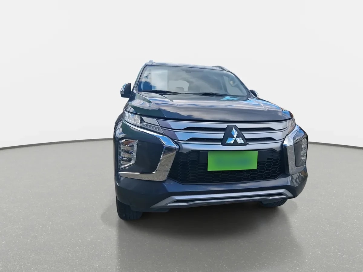 Mitsubishi Montero Sport 3.0 4x2 At 5p año 2024