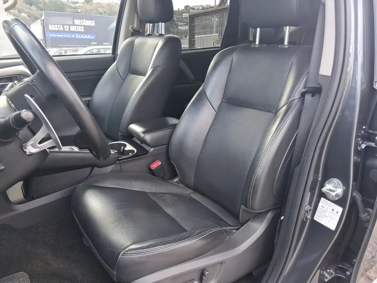 Mitsubishi Montero Sport 3.0 4x2 At 5p año 2024