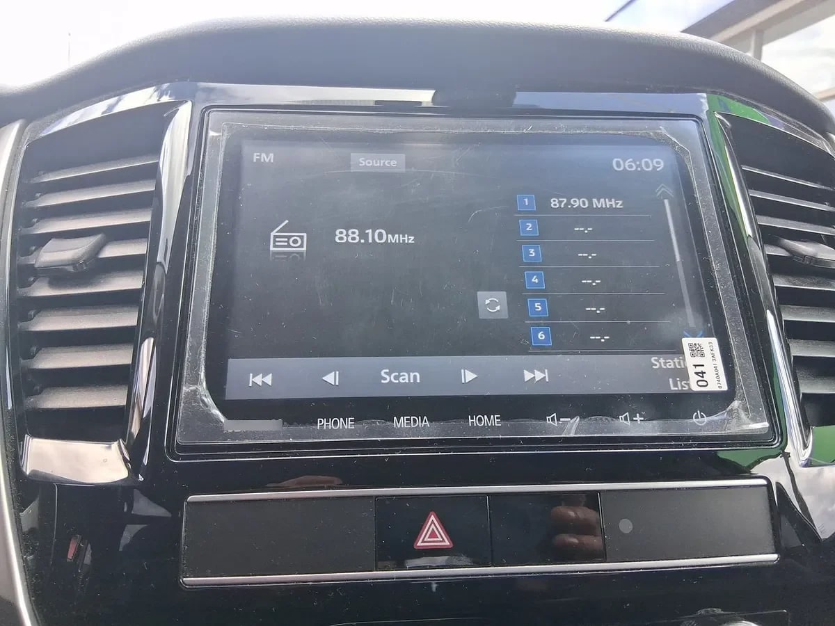 Mitsubishi Montero Sport 3.0 4x2 At 5p año 2024
