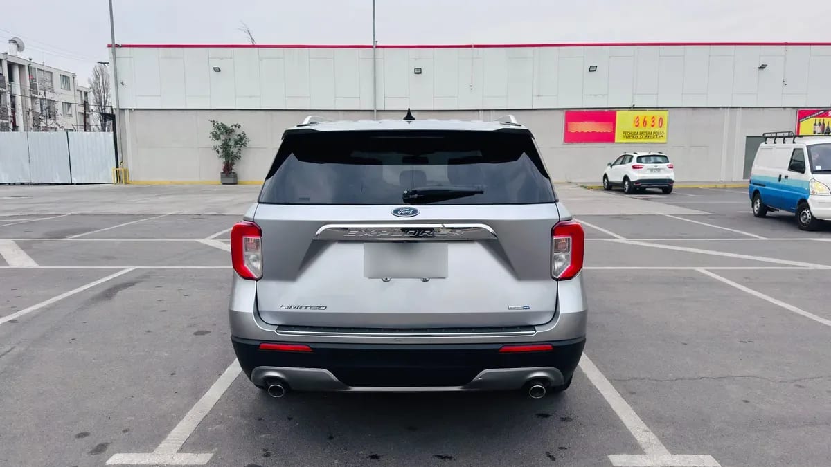 Ford Explorer 2.3 Limited Ecoboost At 4x4 año 2022