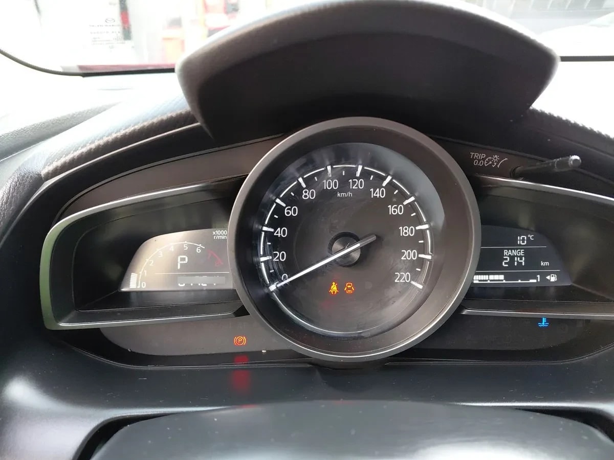 Mazda Cx-3 2.0 Core 4x2 6at 5p año 2024