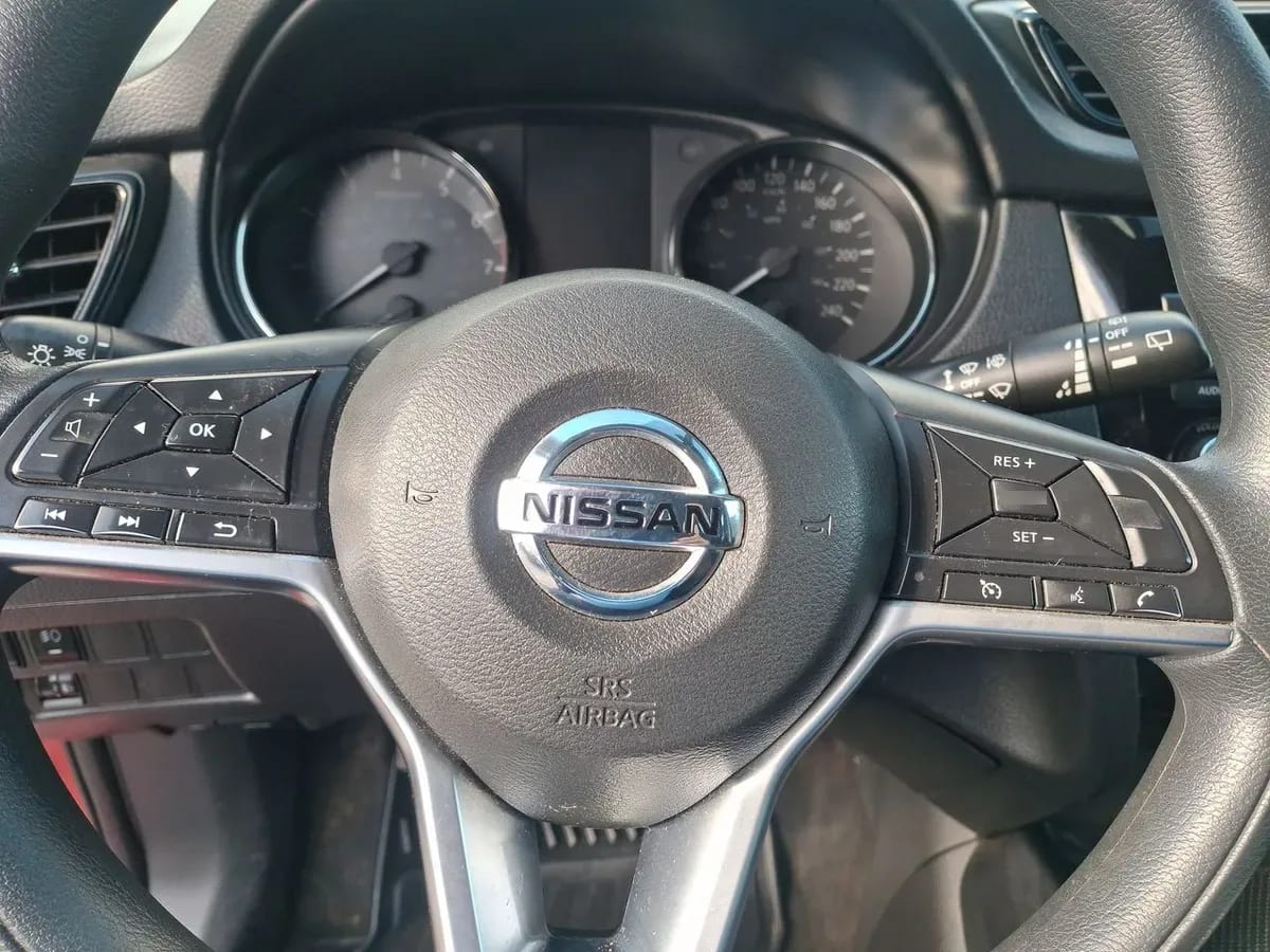 Nissan X-Trail 2.5 Sense Mc 4x2 2row Cvt At 5p año 2022