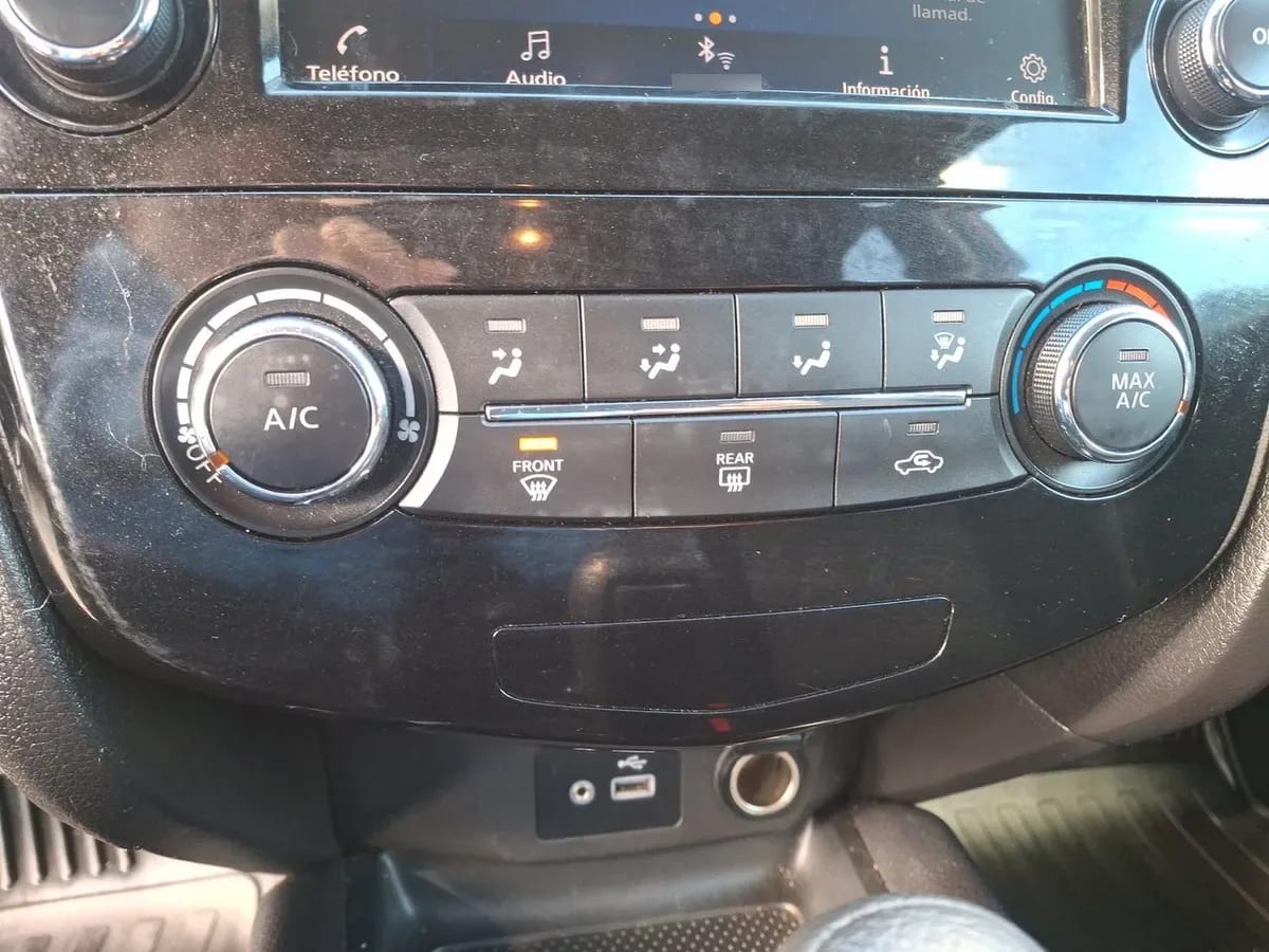 Nissan X-Trail 2.5 Sense Mc 4x2 2row Cvt At 5p año 2022