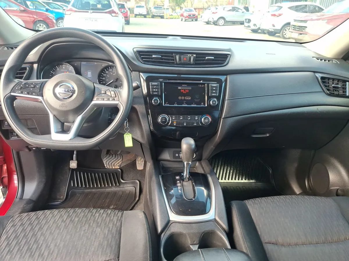 Nissan X-Trail 2.5 Sense Mc 4x2 2row Cvt At 5p año 2022