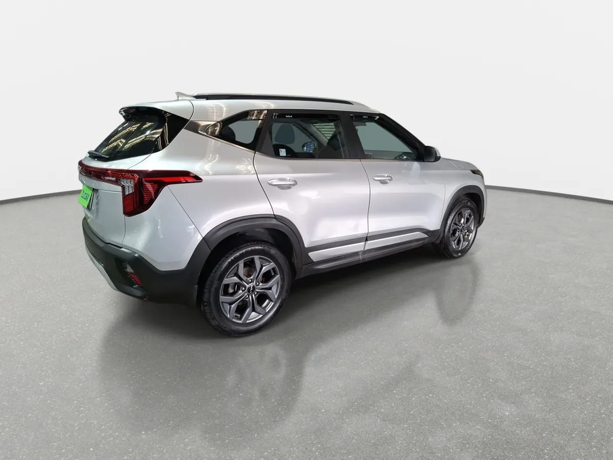 Kia Seltos 1.5 Ex 4x2 6mt 5p año 2024