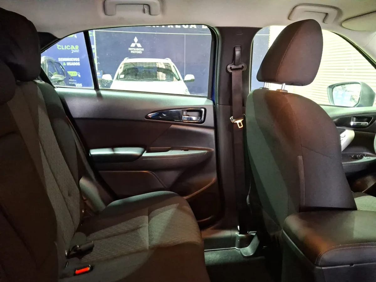 Mitsubishi Eclipse Cross 1.5 Rt P 4x2 At 5p año 2025