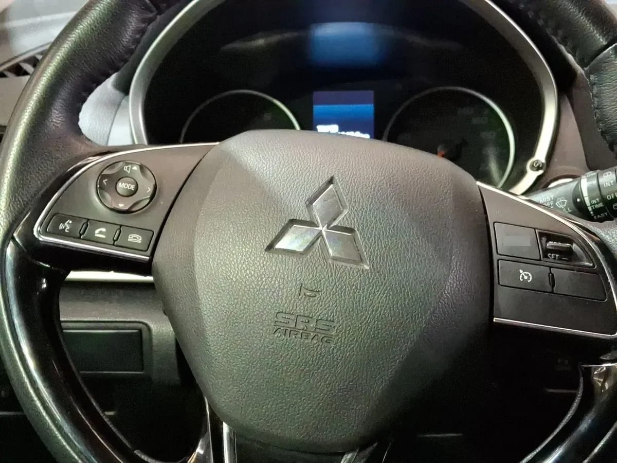 Mitsubishi Eclipse Cross 1.5 Rt P 4x2 At 5p año 2025