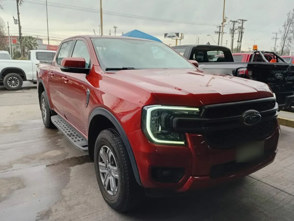 Ford Ranger 2.0 Xls Diesel 4x2 Dob. Cab. Mt 4p año 2024