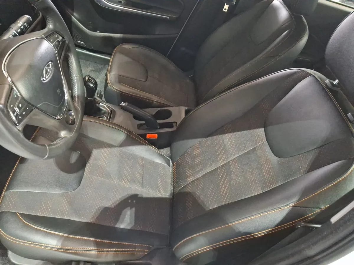 Chery Tiggo 2 1.5 Vvt Gls 4x2 Mt 5p año 2022