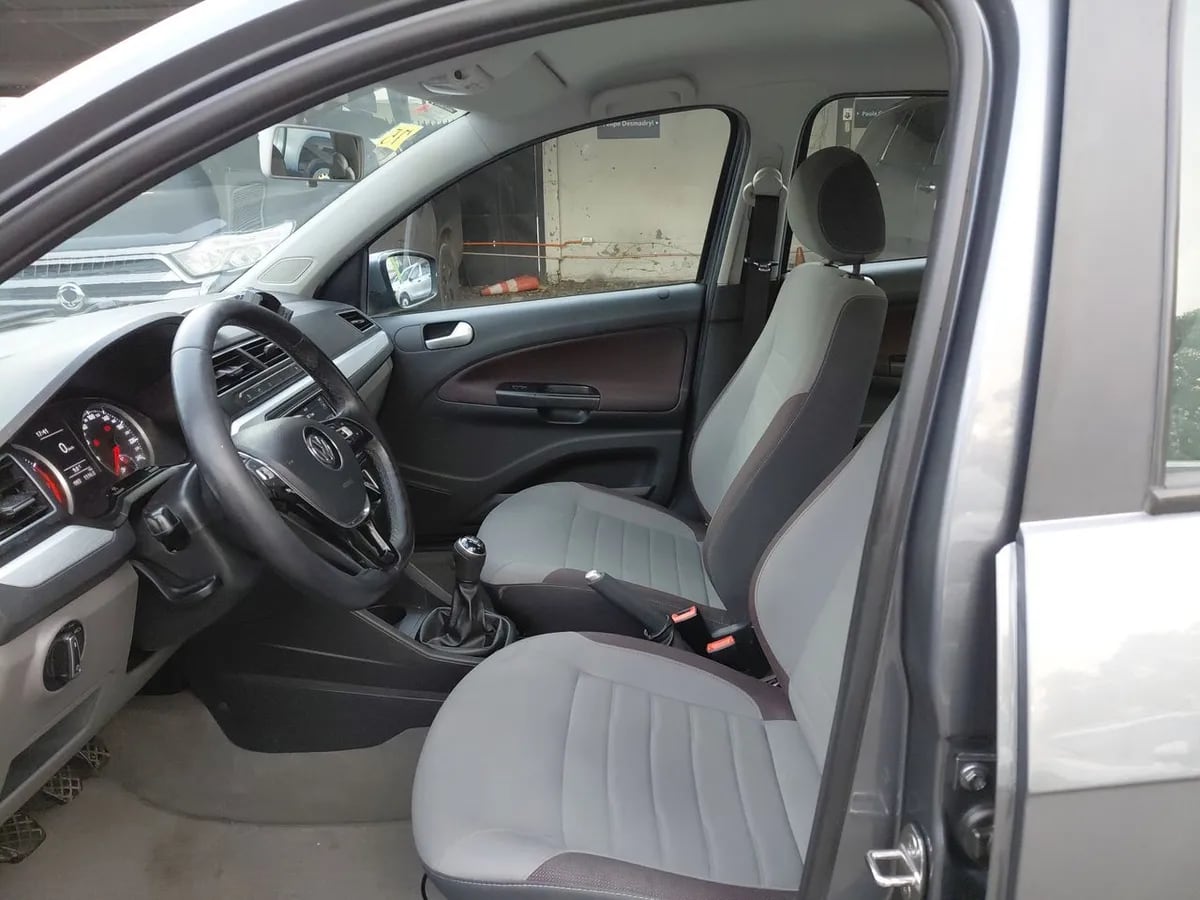 Volkswagen Voyage Nuevo 1.6 Highline Mt 4p año 2021