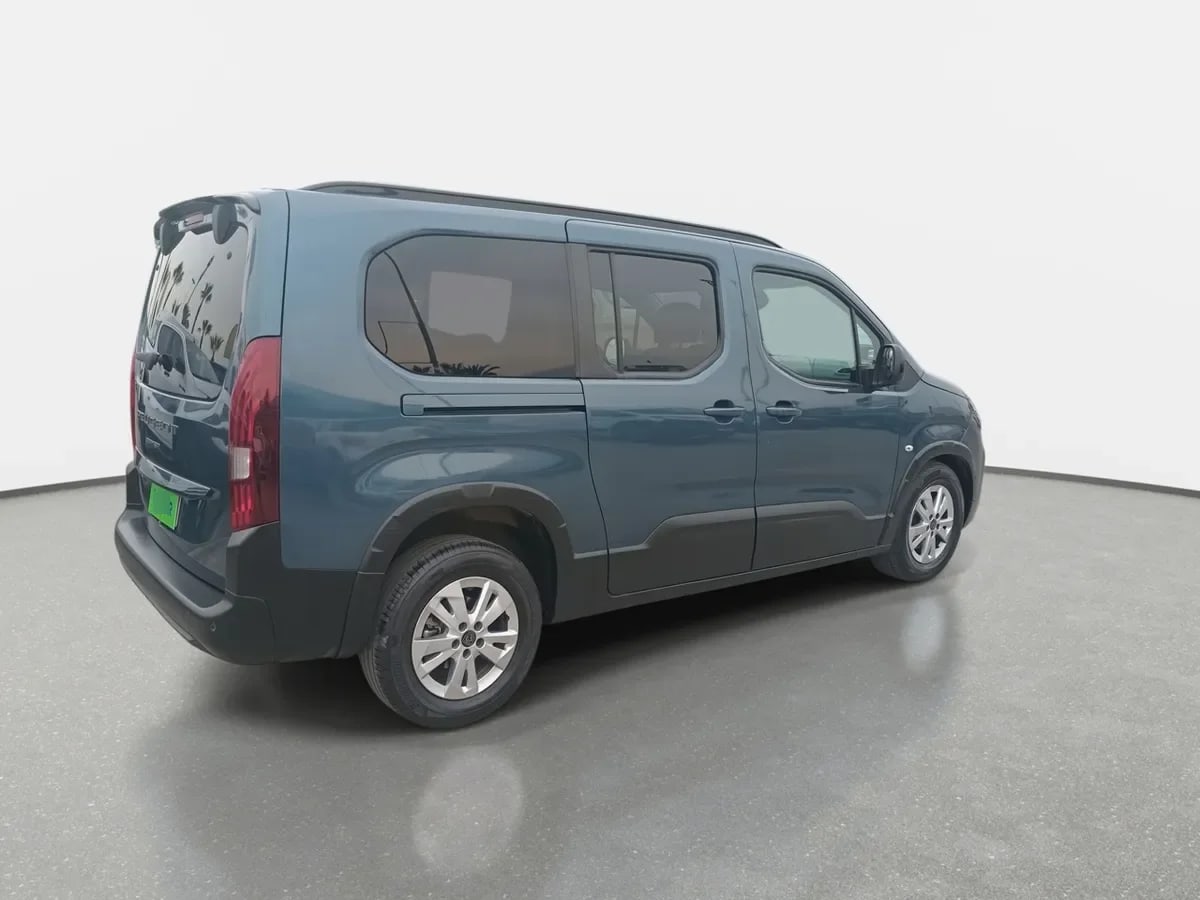 Peugeot Rifter 1.5 Allure Bluehdi Diesel 130hp 4x2 Eat8 5p año 2025