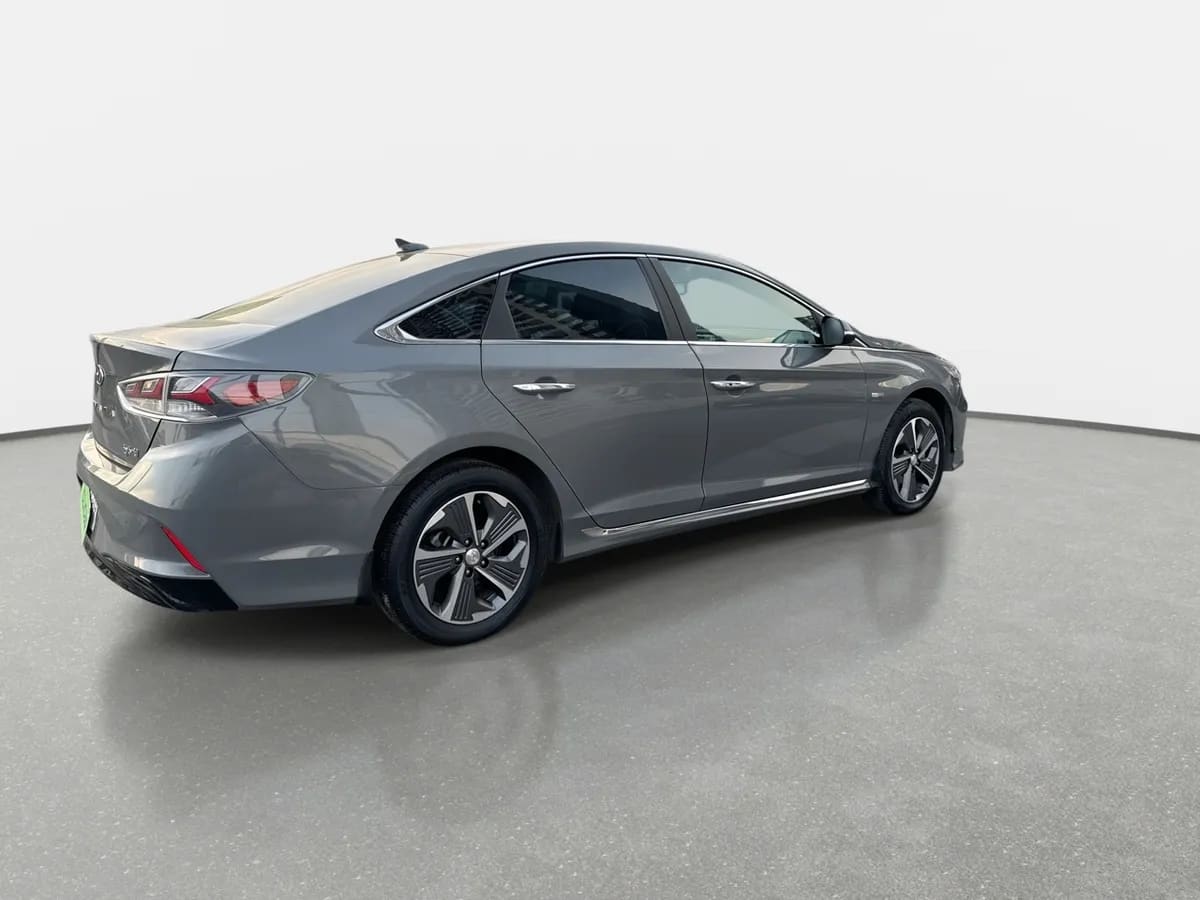 Hyundai Sonata 2.0 Hybrid Lf Hev Value 4x2 At 4p año 2021