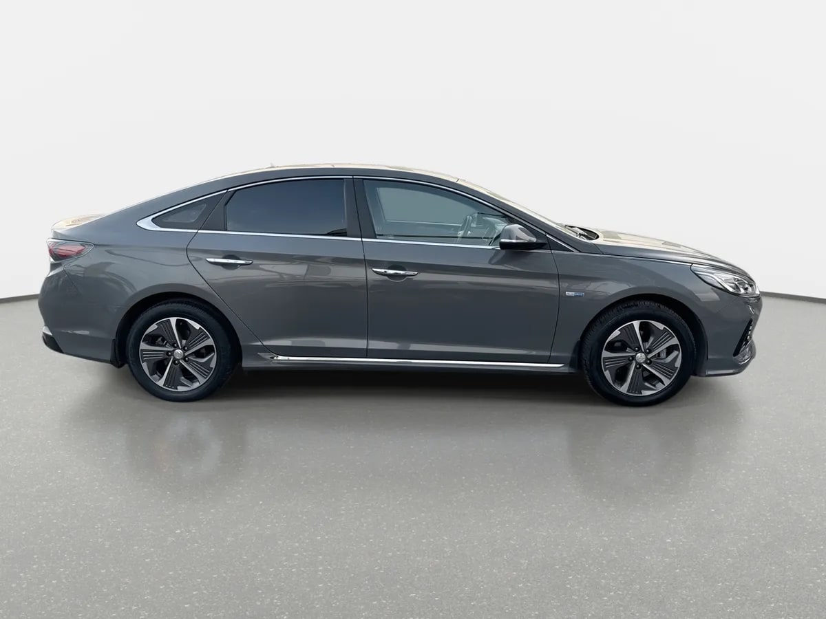 Hyundai Sonata 2.0 Hybrid Lf Hev Value 4x2 At 4p año 2021