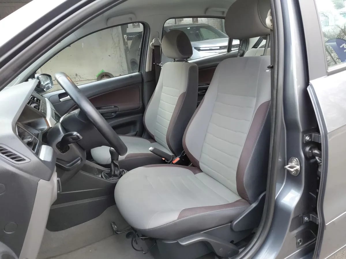 Volkswagen Voyage Nuevo 1.6 Highline Mt 4p año 2021