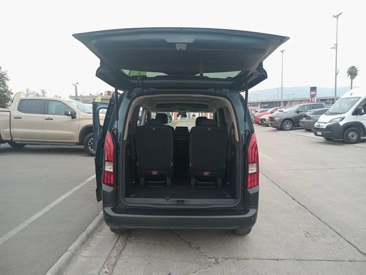 Peugeot Rifter 1.5 Allure Bluehdi Diesel 130hp 4x2 Eat8 5p año 2025