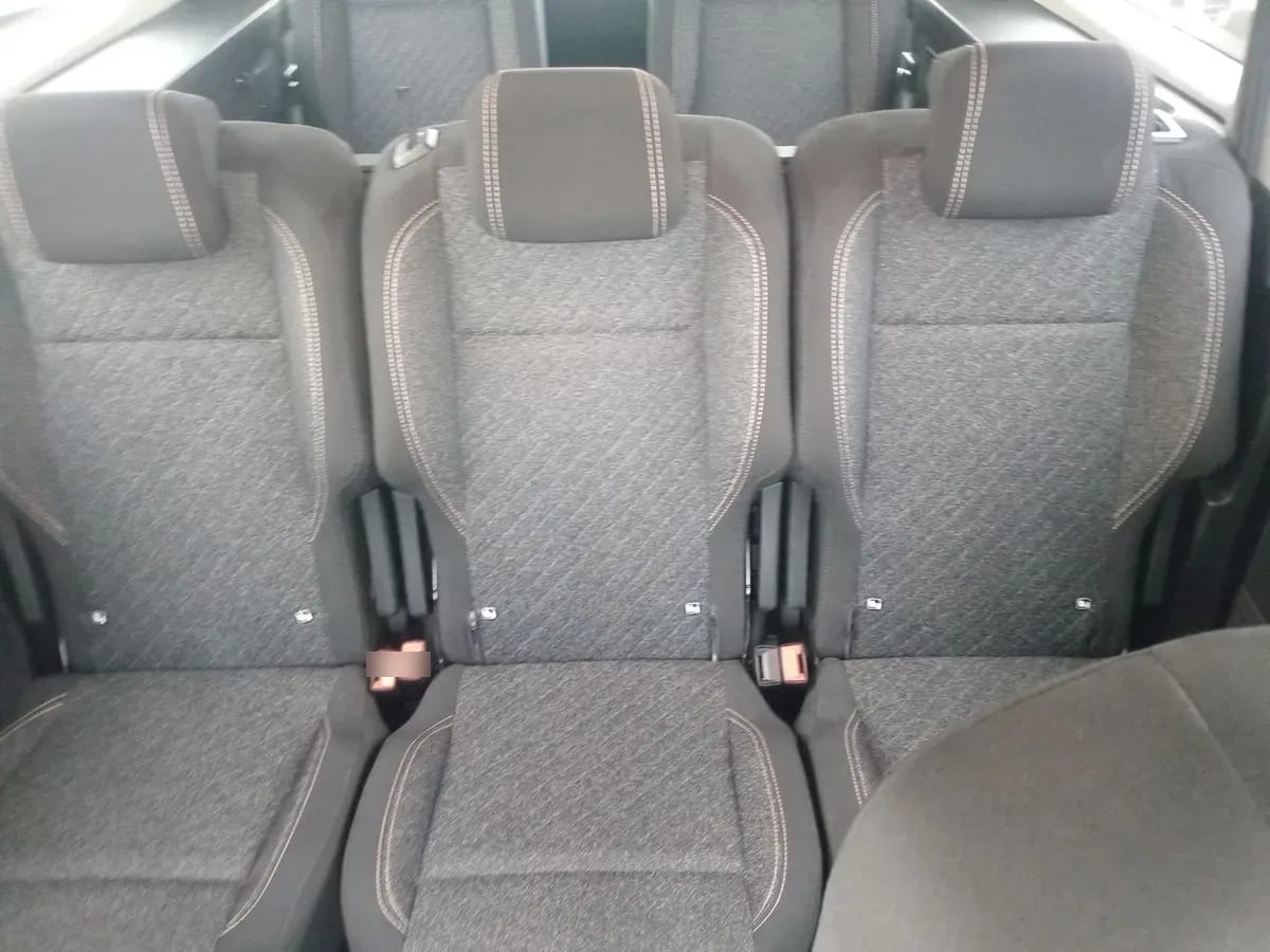 Peugeot Rifter 1.5 Allure Bluehdi Diesel 130hp 4x2 Eat8 5p año 2025