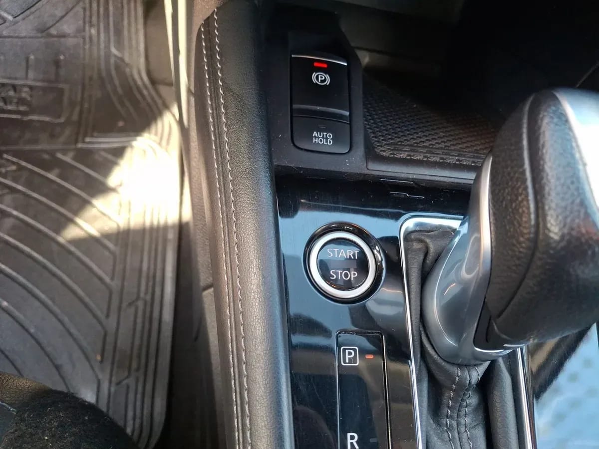 Nissan Kicks 1.6 Exclusive Cvt At 5p año 2024