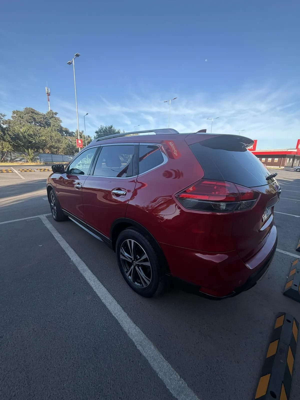 NISSAN X-TRAIL 2.5 Sense Cvt 2f At 4x4 año 2019