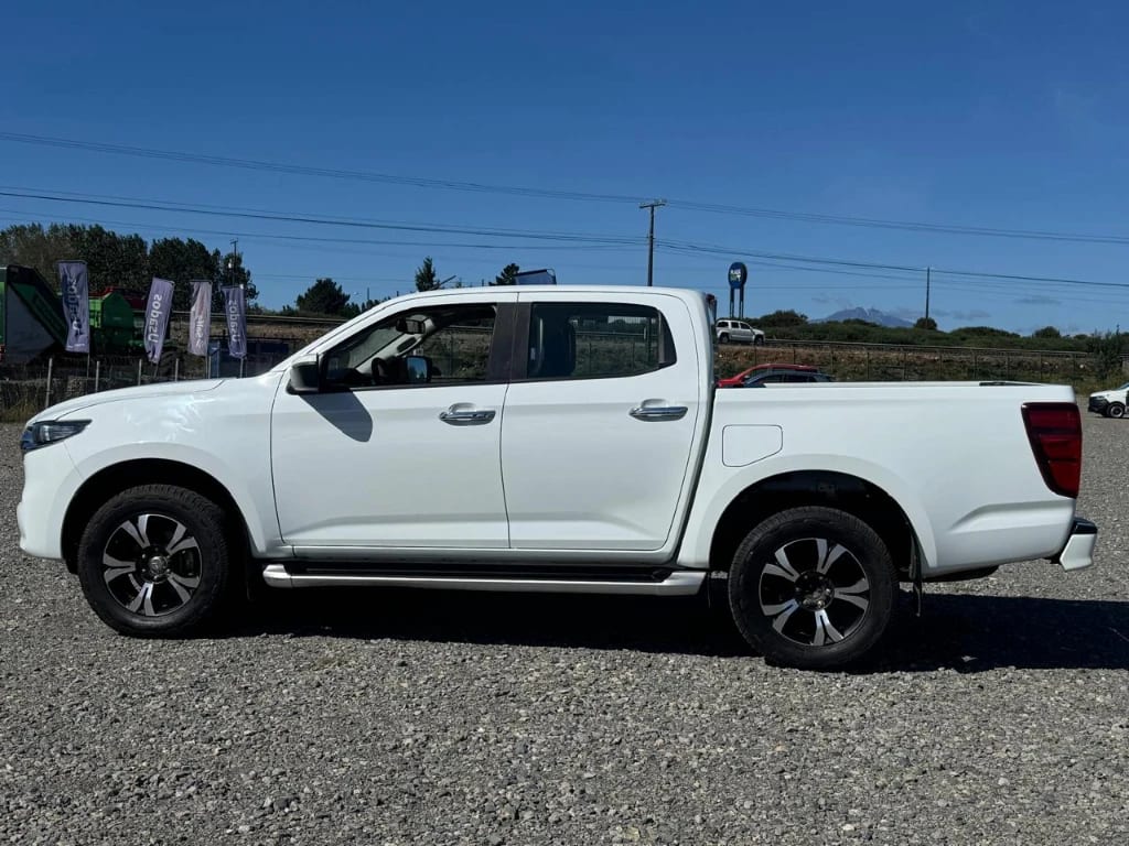 Mazda Bt-50 High 4x4 Mt 3.0 año 2022