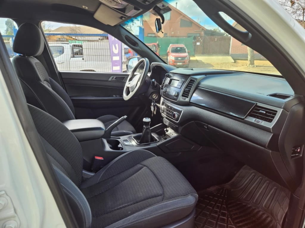 Ssangyong Grand Musso Gran Musso 2.2 4x2 Mt Full -Ql610 año 2023