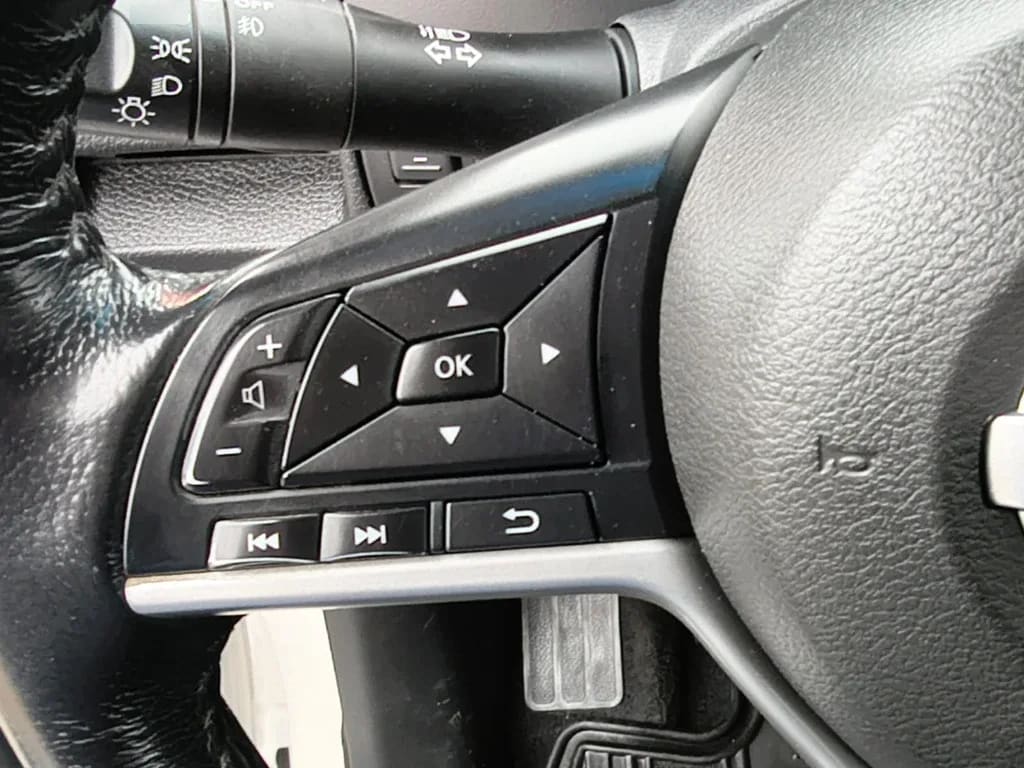 Nissan Navara Dc 4x4 2.3tdi Xe año 2023