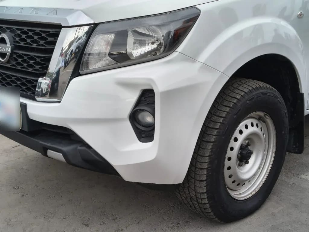 Nissan Navara Dc 4x2 2.3tdi Se año 2023