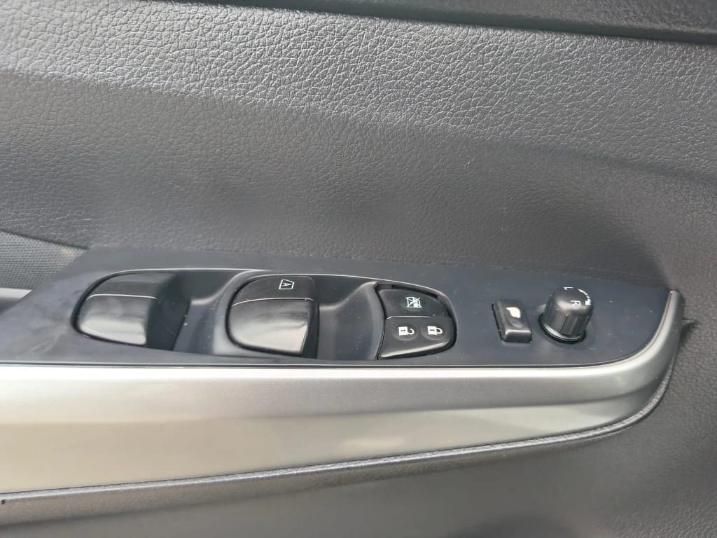 Nissan Navara Dc 4x4 2.3tdi Xe año 2023