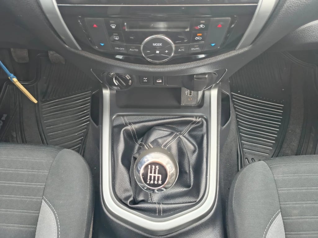 Nissan Navara Dc 4x4 2.3tdi Xe año 2023