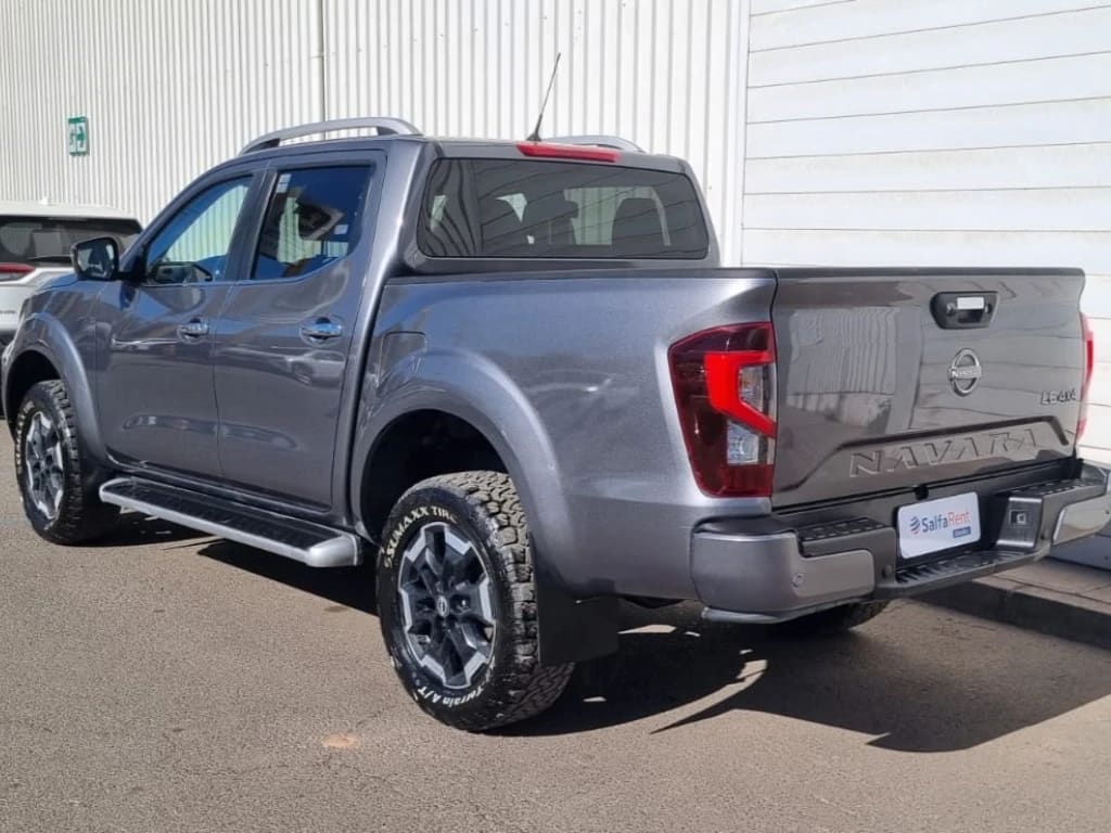 Nissan Navara Dc 4x4 2.3tdi Le año 2023