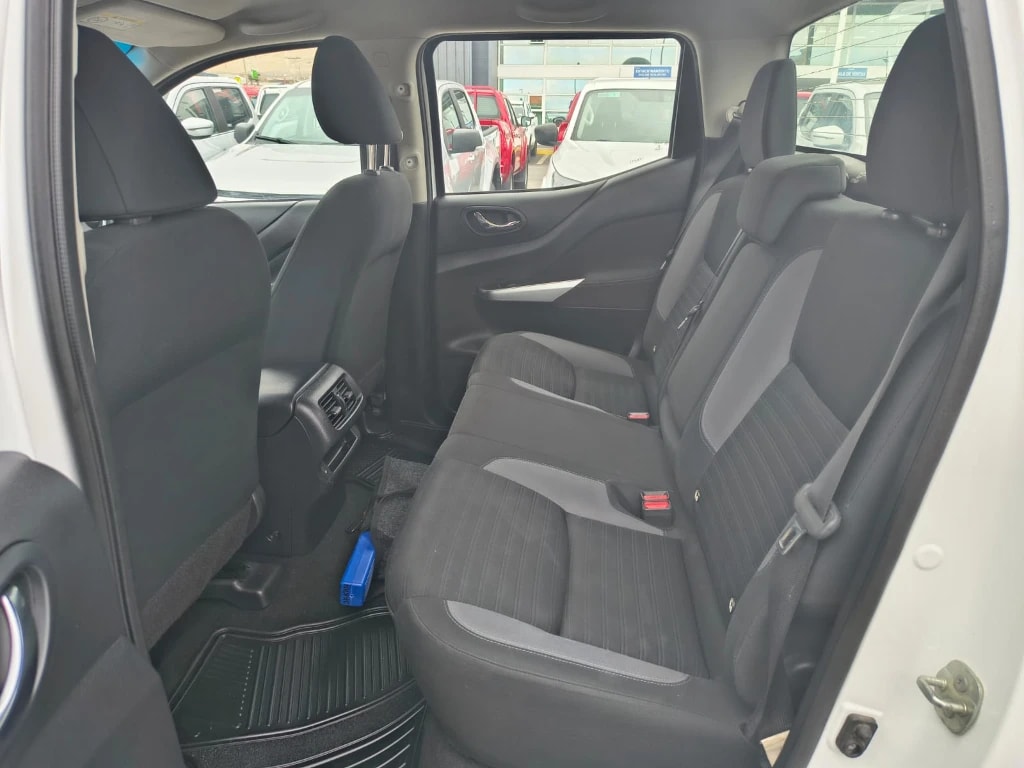 Nissan Navara Dc 4x4 2.3tdi Xe año 2023