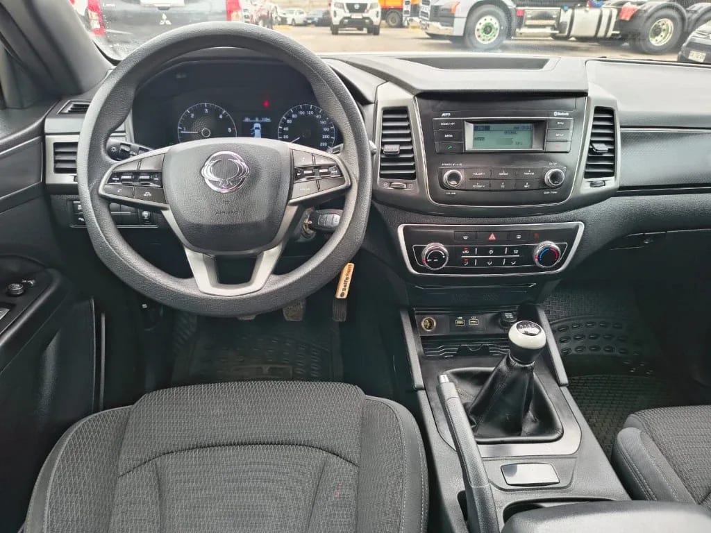 Ssangyong Grand Musso 2.2 4x2 Mt Full-Ql612 año 2023