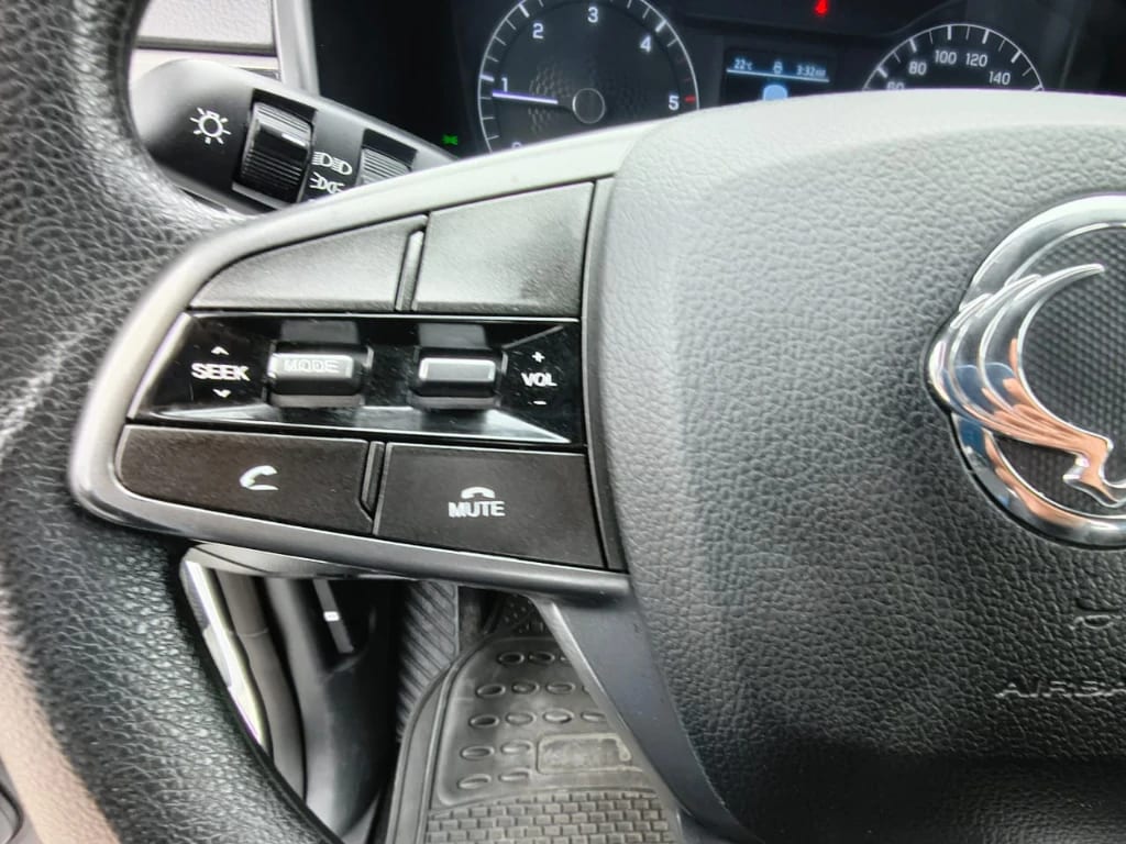 Ssangyong Grand Musso 2.2 4x2 Mt Full-Ql612 año 2023