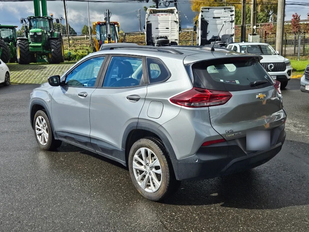 Chevrolet Tracker 1.2t Ltz R 4x2 At 5p año 2025