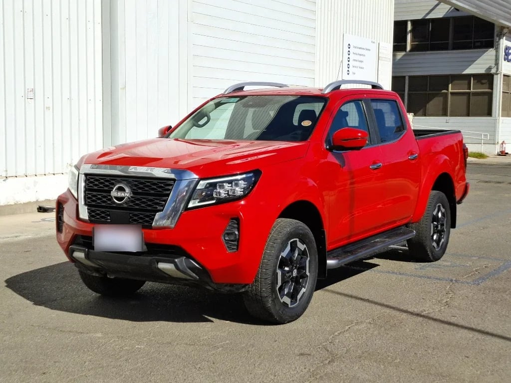 Nissan Navara Dc 4x4 2.3tdi Le año 2023