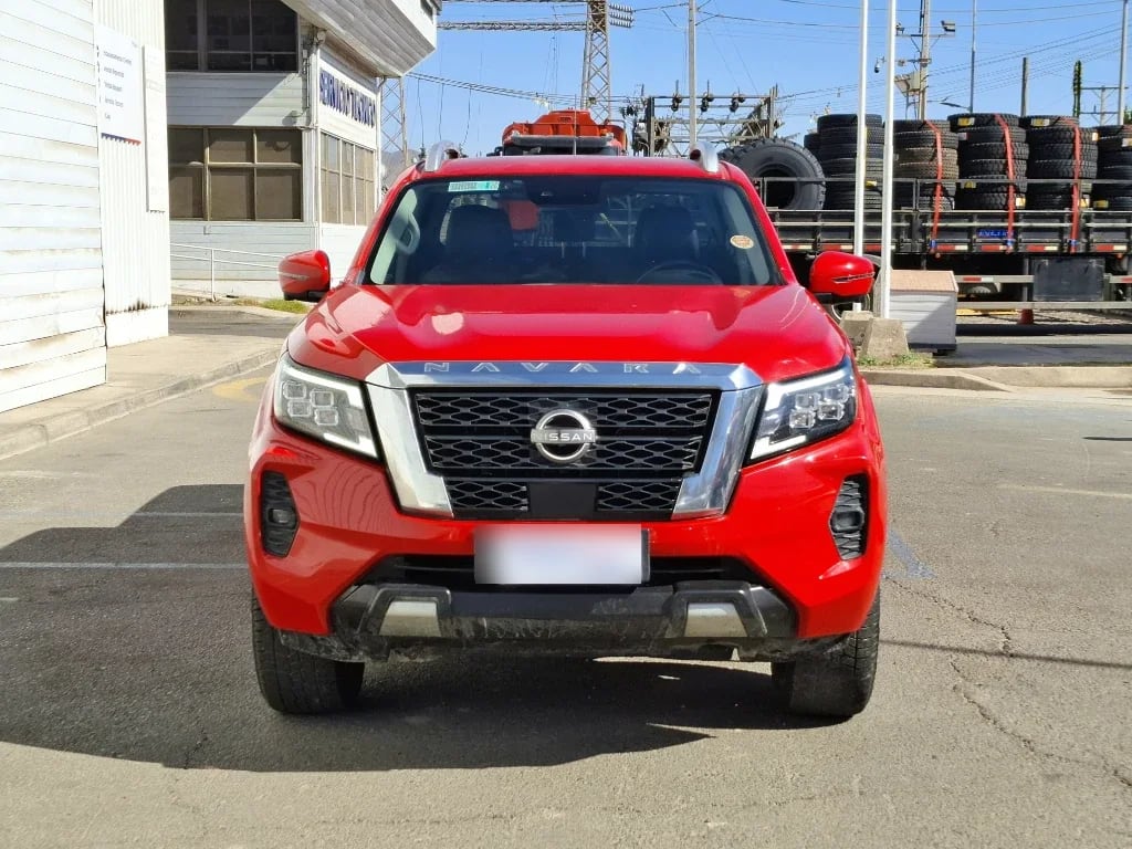 Nissan Navara Dc 4x4 2.3tdi Le año 2023