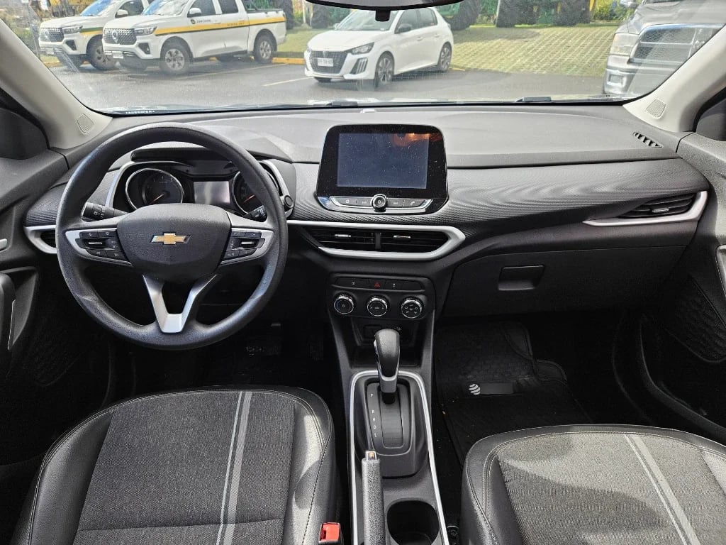 Chevrolet Tracker 1.2t Ltz R 4x2 At 5p año 2025
