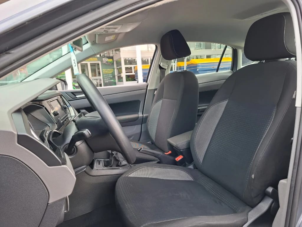 Volkswagen Virtus 1.6l Mt Comfortline año 2023