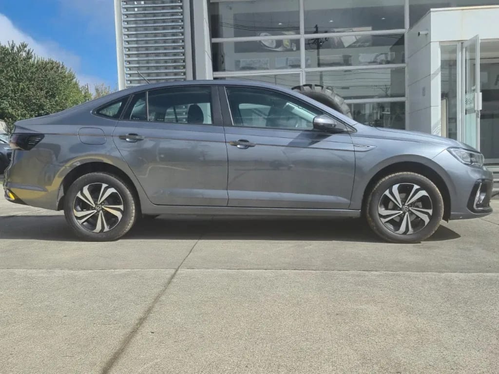 Volkswagen Virtus Confortline Tsi 1.0 Aut año 2024