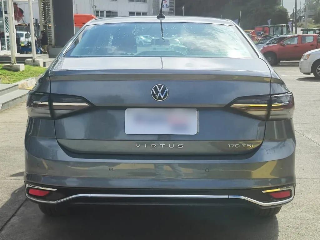 Volkswagen Virtus Confortline Tsi 1.0 Aut año 2024