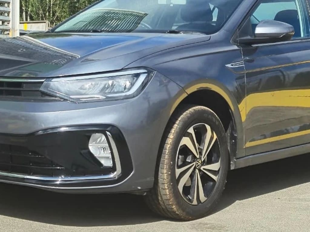 Volkswagen Virtus Confortline Tsi 1.0 Aut año 2024