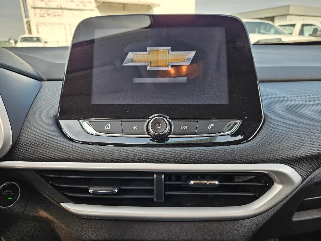 Chevrolet Tracker 1.2t Ltz R 4x2 At 5p año 2025