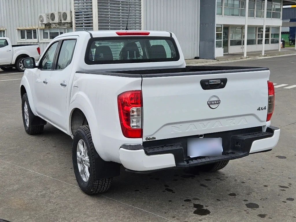 Nissan Navara Navara Dc 4x4 2.3tdi Xe año 2023