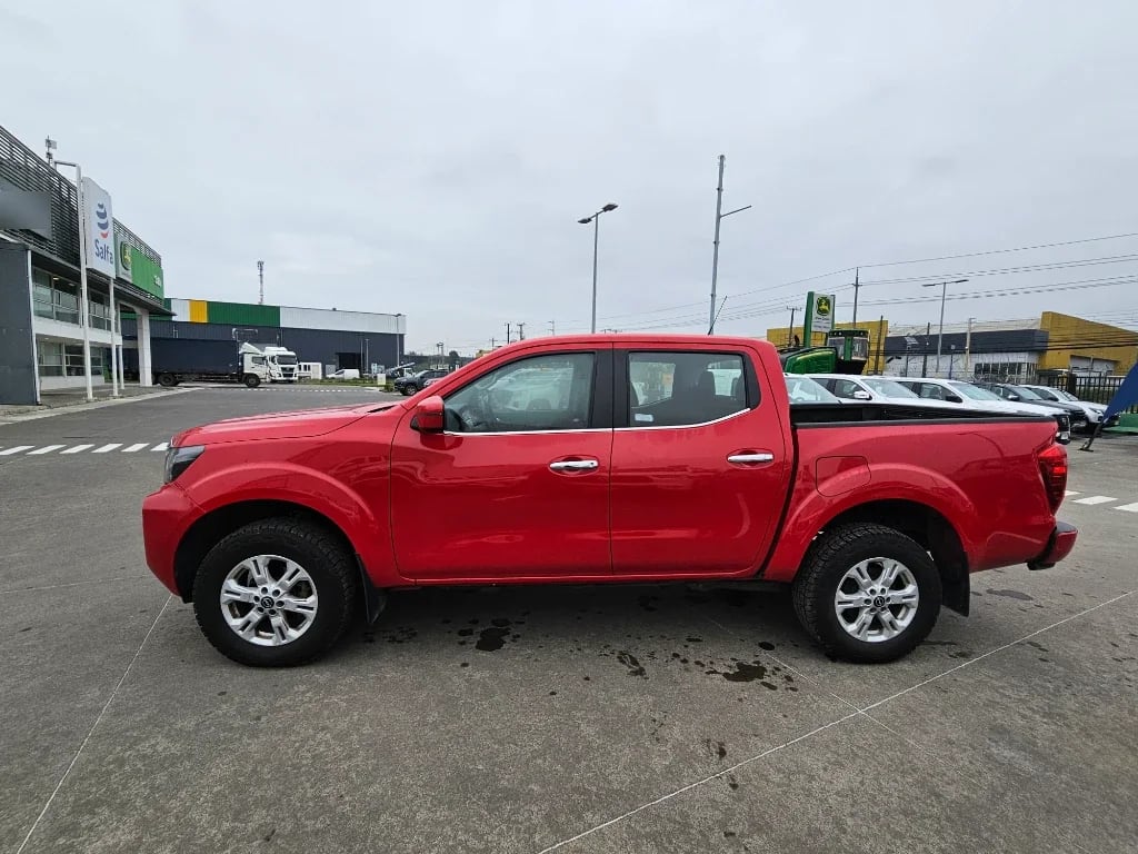 Nissan Navara Navara Dc 4x2 2.3tdi Xe año 2023