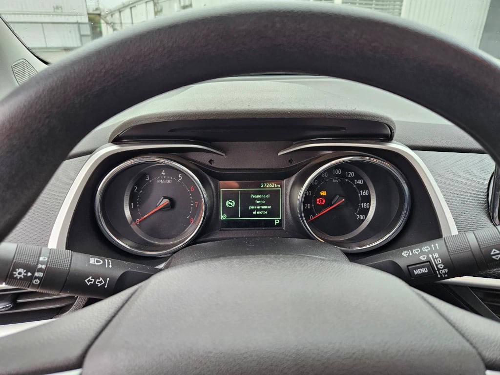 Chevrolet Tracker 1.2t Lt Turbo año 2025