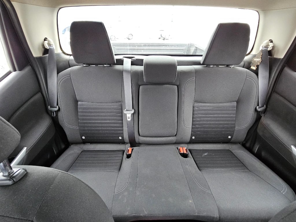 Nissan Navara Navara Dc 4x2 2.3tdi Xe año 2023