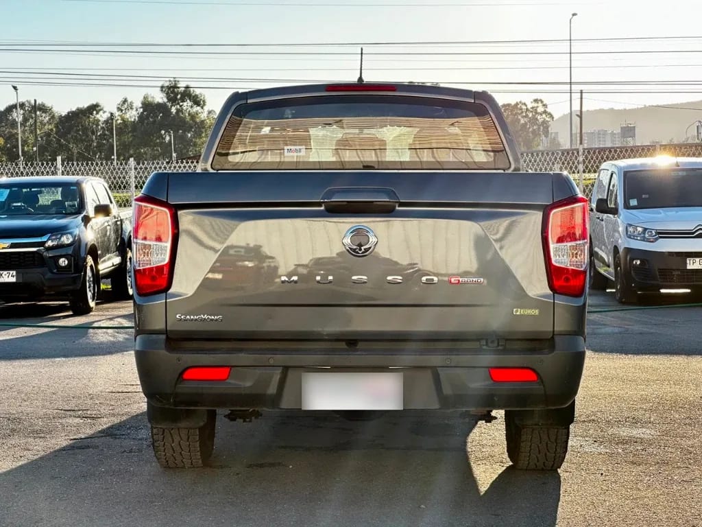 Ssangyong Grand Musso Grand Musso 2.2 4x2 Mt Full-Ql612 año 2023